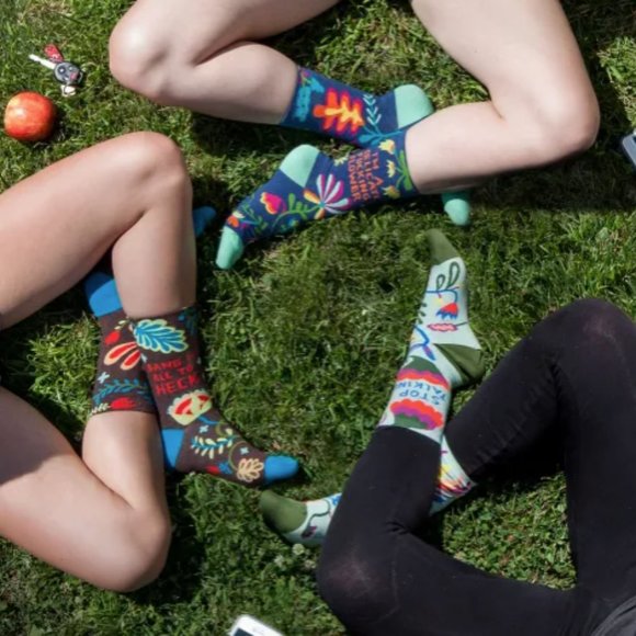 NEW I’m A Delicate F*cking Flower Crew Socks BLUE Q ONE SIZE - Picture 4 of 16